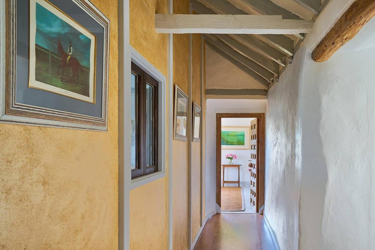 Historical Charming Cortijo Antequera Exclusive Villaer