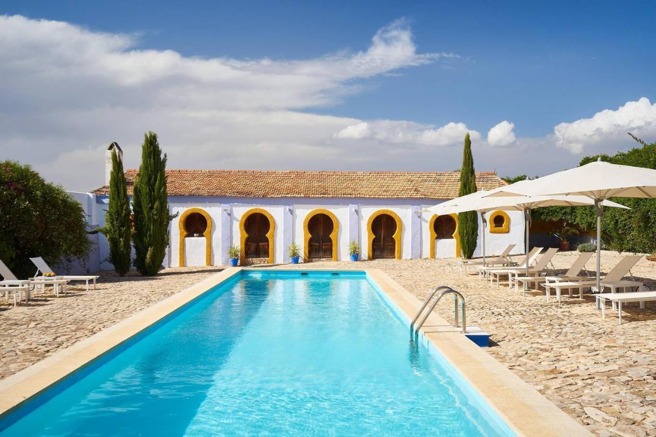Historical Charming Cortijo Antequera Exclusive Villaer *